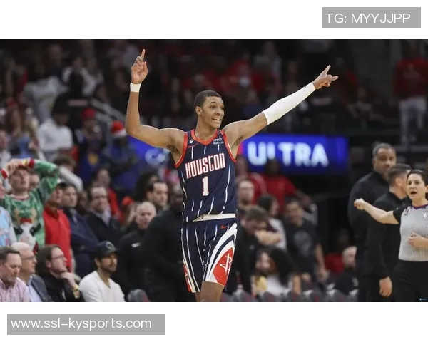 小贾巴里续约后自购手表庆祝期待在火箭度过余生涯