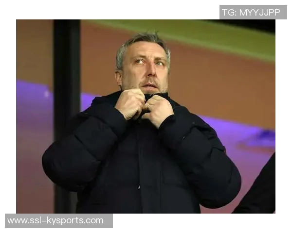 曼联总监威尔科克斯叫停马拉西亚转会计划引发关注