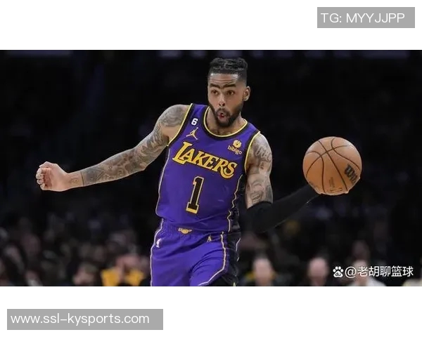 比尔西蒙斯点评拉塞尔表现如同短暂客人乐趣后急于离去